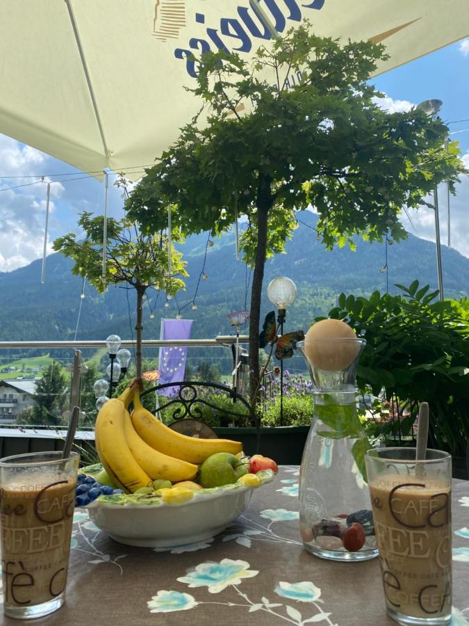 Hotel Garni Pinzgau, Fabian Huettl Neukirchen am Grossvenediger Ngoại thất bức ảnh