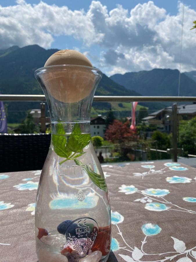 Hotel Garni Pinzgau, Fabian Huettl Neukirchen am Grossvenediger Ngoại thất bức ảnh