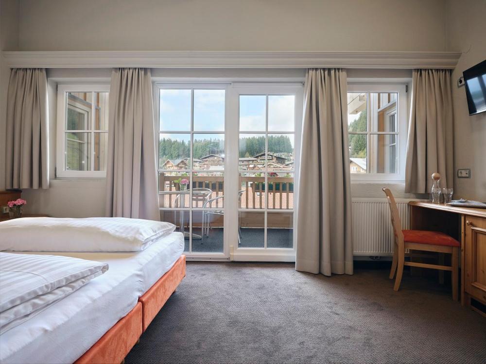Hotel Garni Pinzgau, Fabian Huettl Neukirchen am Grossvenediger Ngoại thất bức ảnh