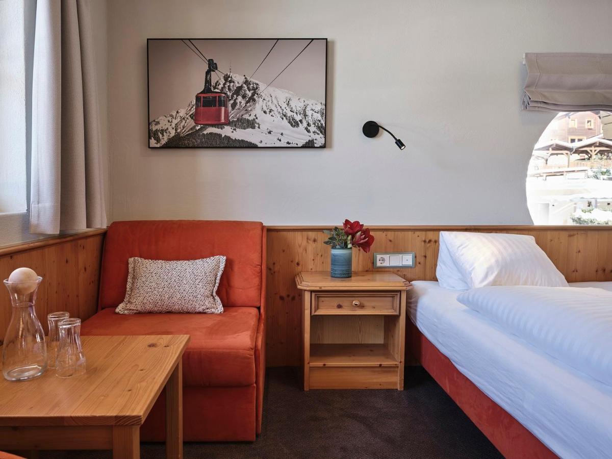 Hotel Garni Pinzgau, Fabian Huettl Neukirchen am Grossvenediger Ngoại thất bức ảnh