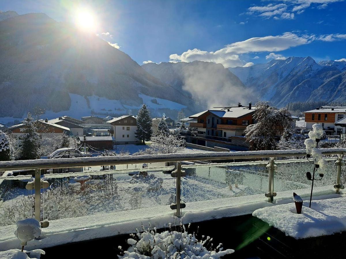Hotel Garni Pinzgau, Fabian Huettl Neukirchen am Grossvenediger Ngoại thất bức ảnh